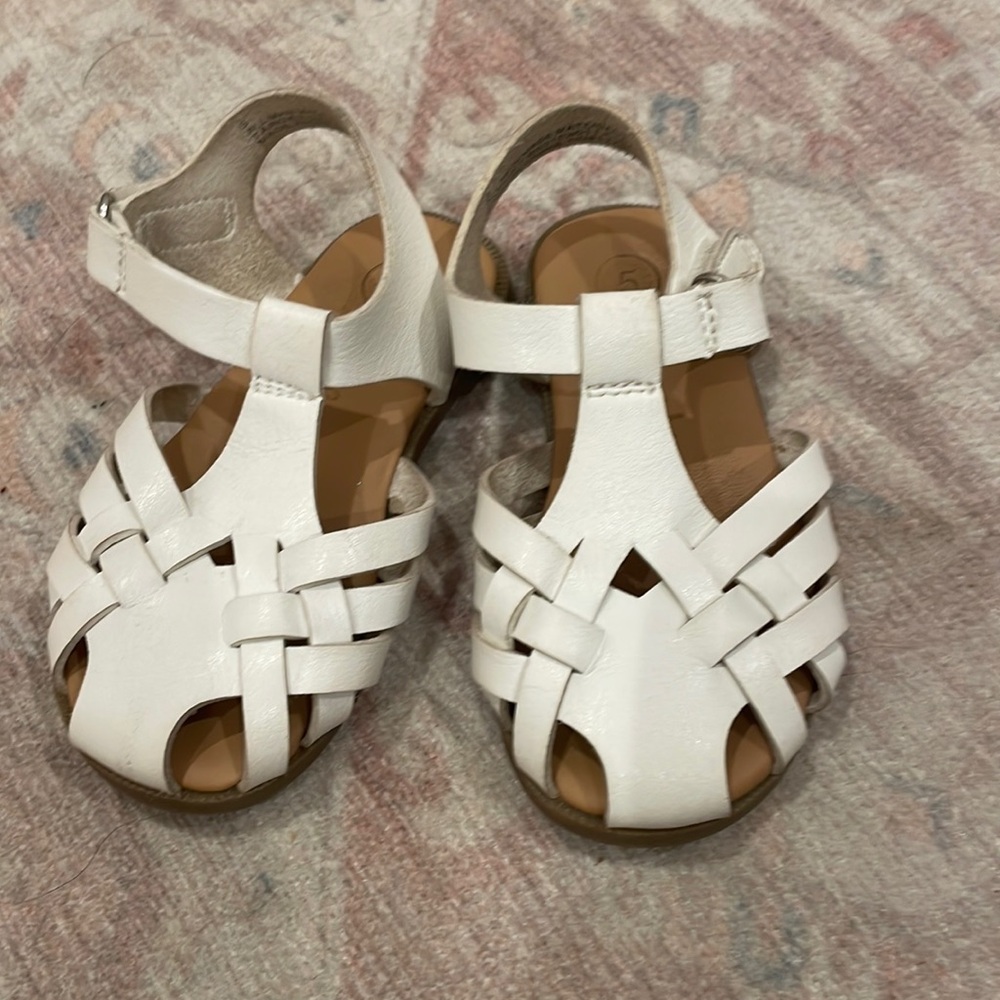 White Cat & Jack sandals size 5